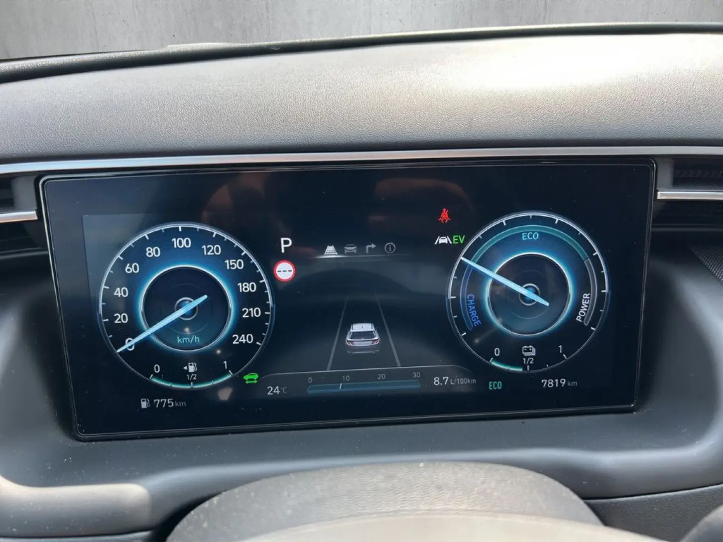 TUCSON Hybrid TREND MJ23 SHZ KAMERA NAVI LED