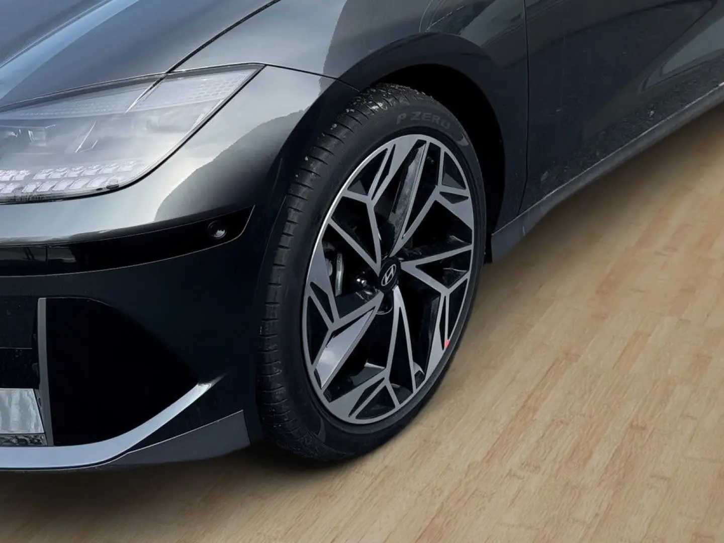 IONIQ 6 UNIQ 77.4 kWh 4WD BOSE NAVI MATRIX-LED