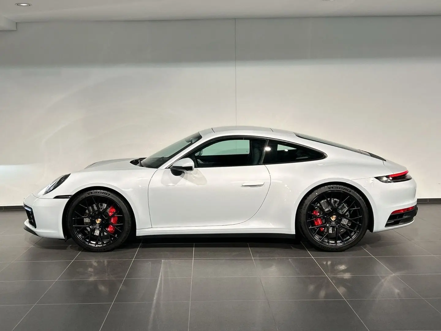 992 911 Carrera 4S Sportabgasanlage LED BOSE