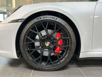 992 911 Carrera 4S Sportabgasanlage LED BOSE