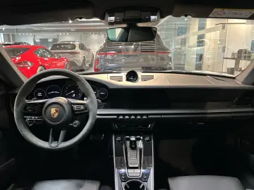 992 911 Carrera 4S Sportabgasanlage LED BOSE