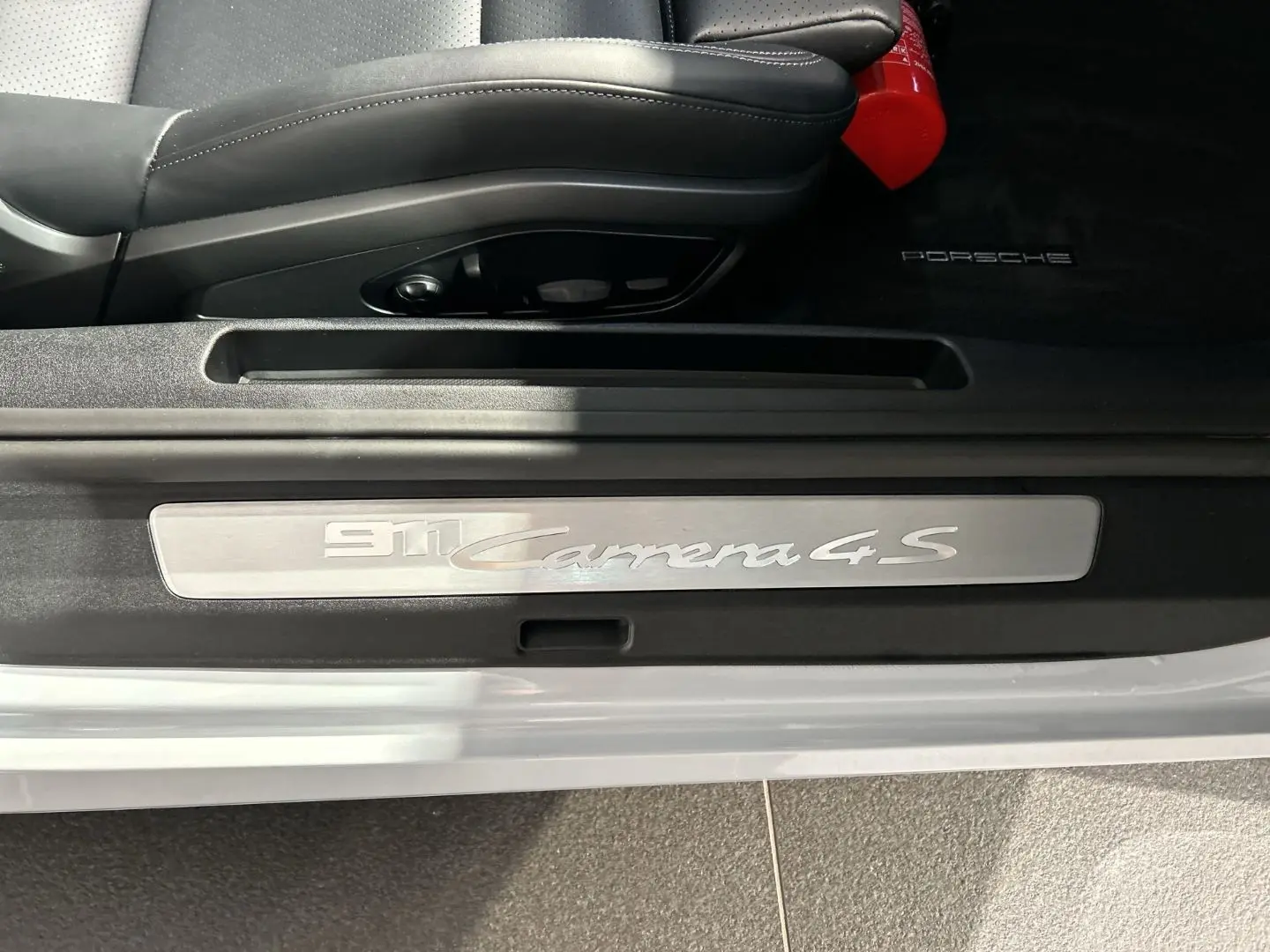 992 911 Carrera 4S Sportabgasanlage LED BOSE