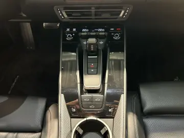 992 911 Carrera 4S Sportabgasanlage LED BOSE