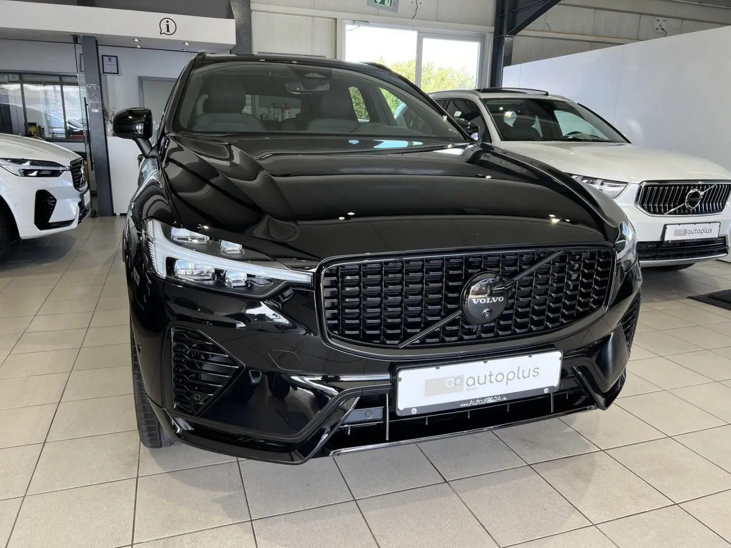 XC60 T6 Plus Black Edition Recharge AWD AHK 360°