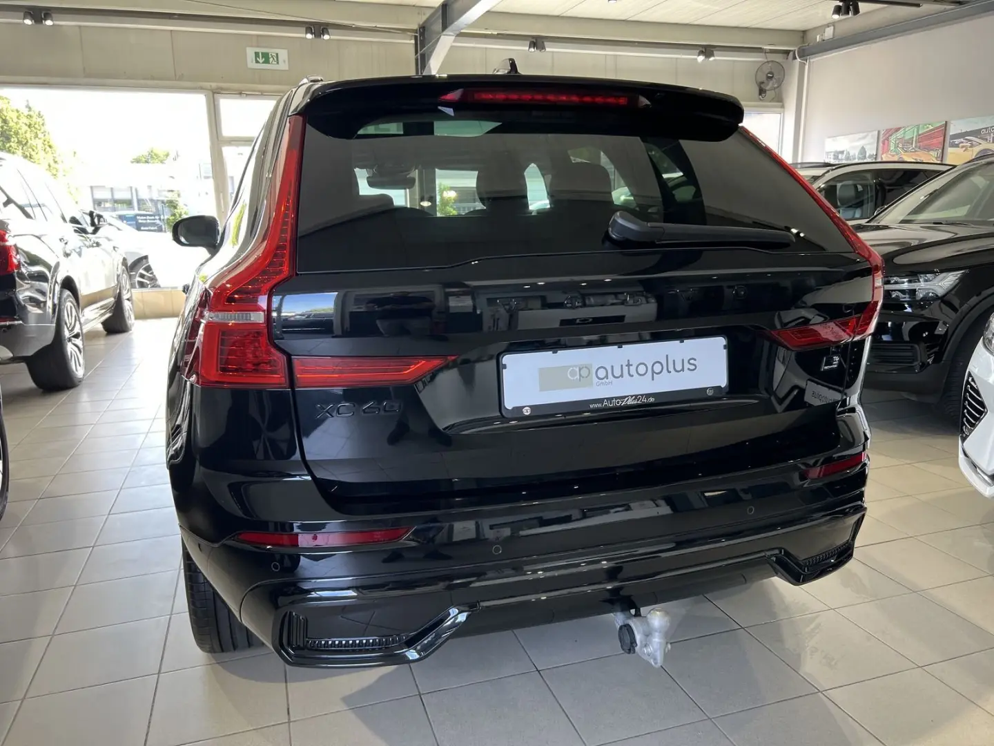 XC60 T6 Plus Black Edition Recharge AWD AHK 360°