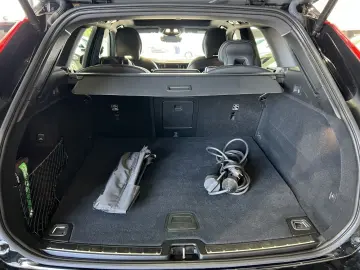 XC60 T6 Plus Black Edition Recharge AWD AHK 360°