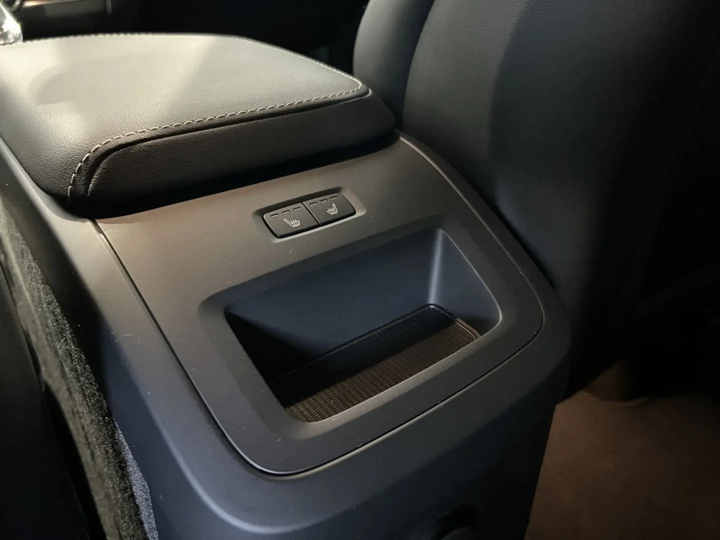 XC60 T6 Plus Black Edition Recharge AWD AHK 360°