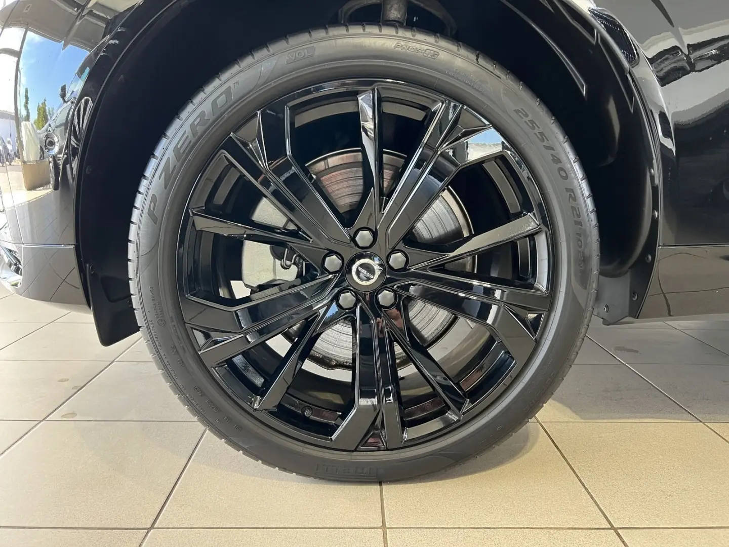 XC60 T6 Plus Black Edition Recharge AWD AHK 360°