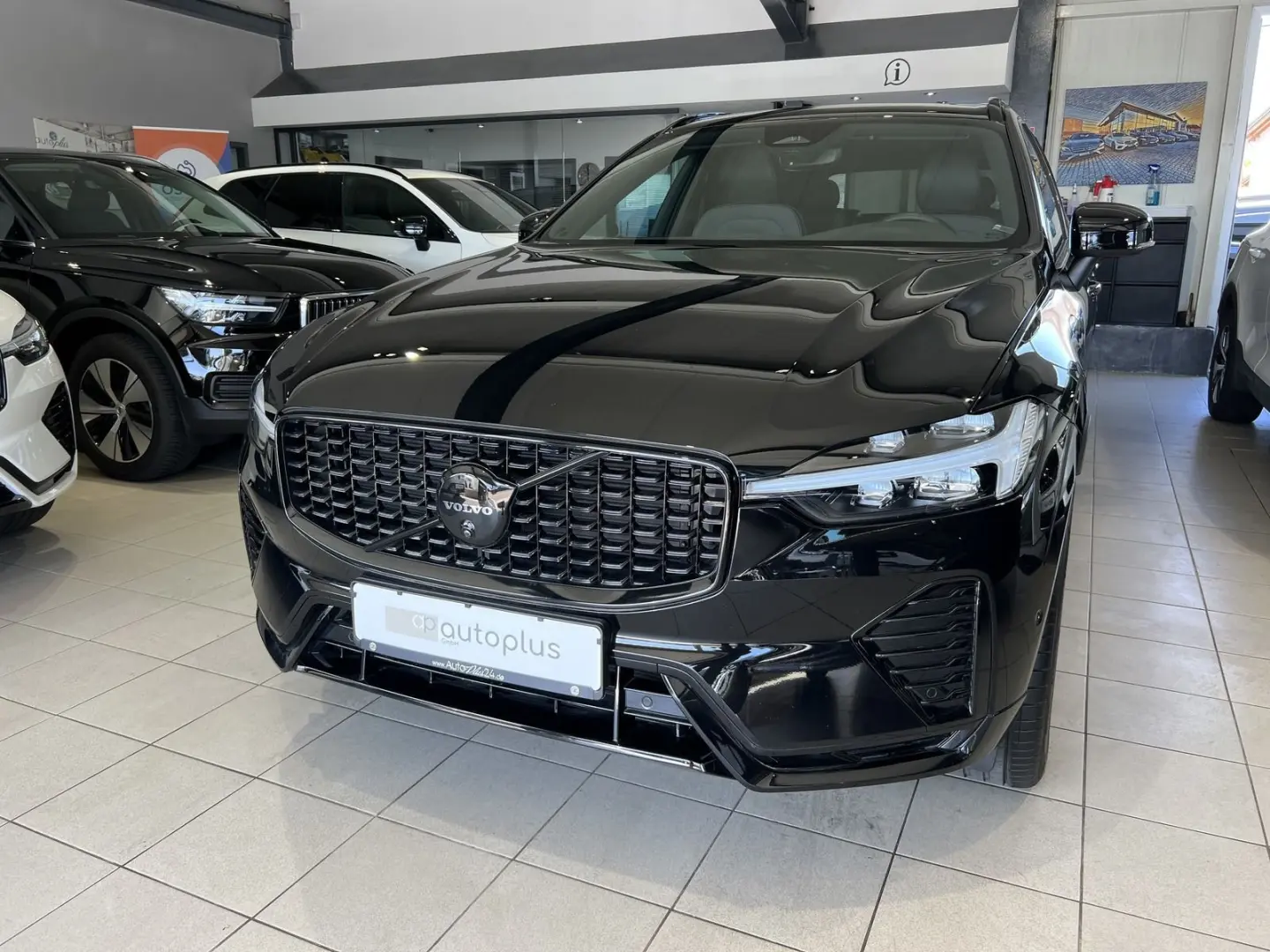 XC60 T6 Plus Black Edition Recharge AWD AHK 360°