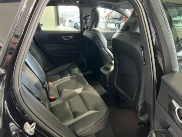 XC60 T6 Plus Black Edition Recharge AWD AHK 360°