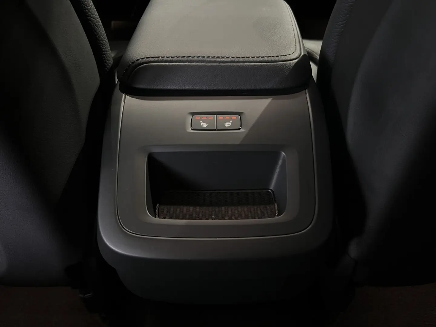 XC60 T6 Plus Black Edition Recharge AWD AHK 360°