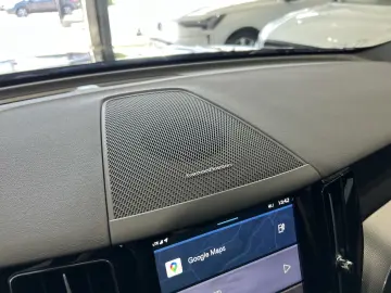 XC60 T6 Plus Black Edition Recharge AWD AHK 360°