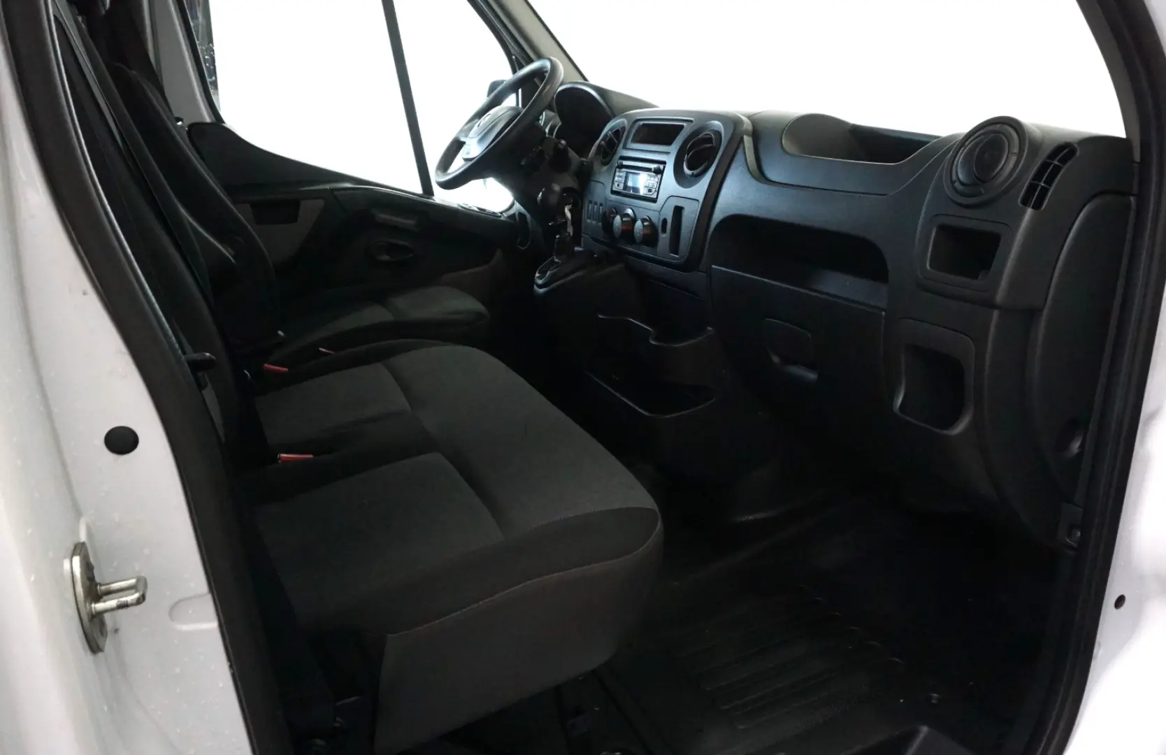 RENAULT MASTER 2.3 Energy dCi 145CP TT L3H2