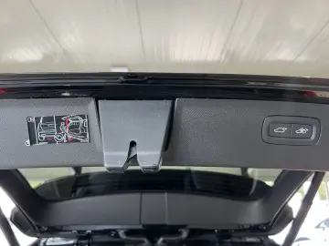 XC90 T8 Ultimate Bright Recharge AWD AHK B&W 360