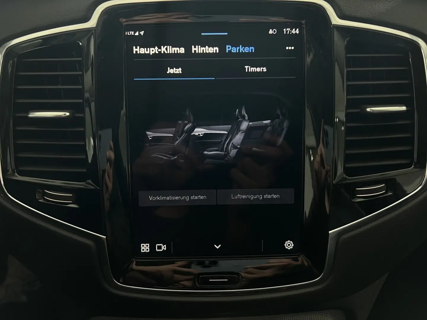 XC90 T8 Ultimate Bright Recharge AWD AHK B&W 360