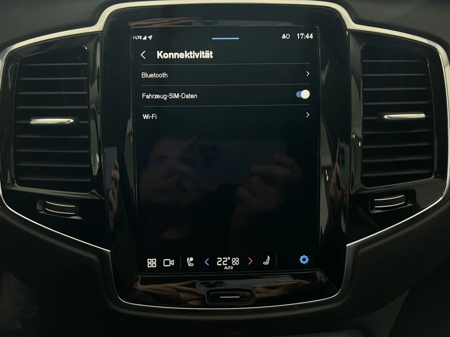 XC90 T8 Ultimate Bright Recharge AWD AHK B&W 360