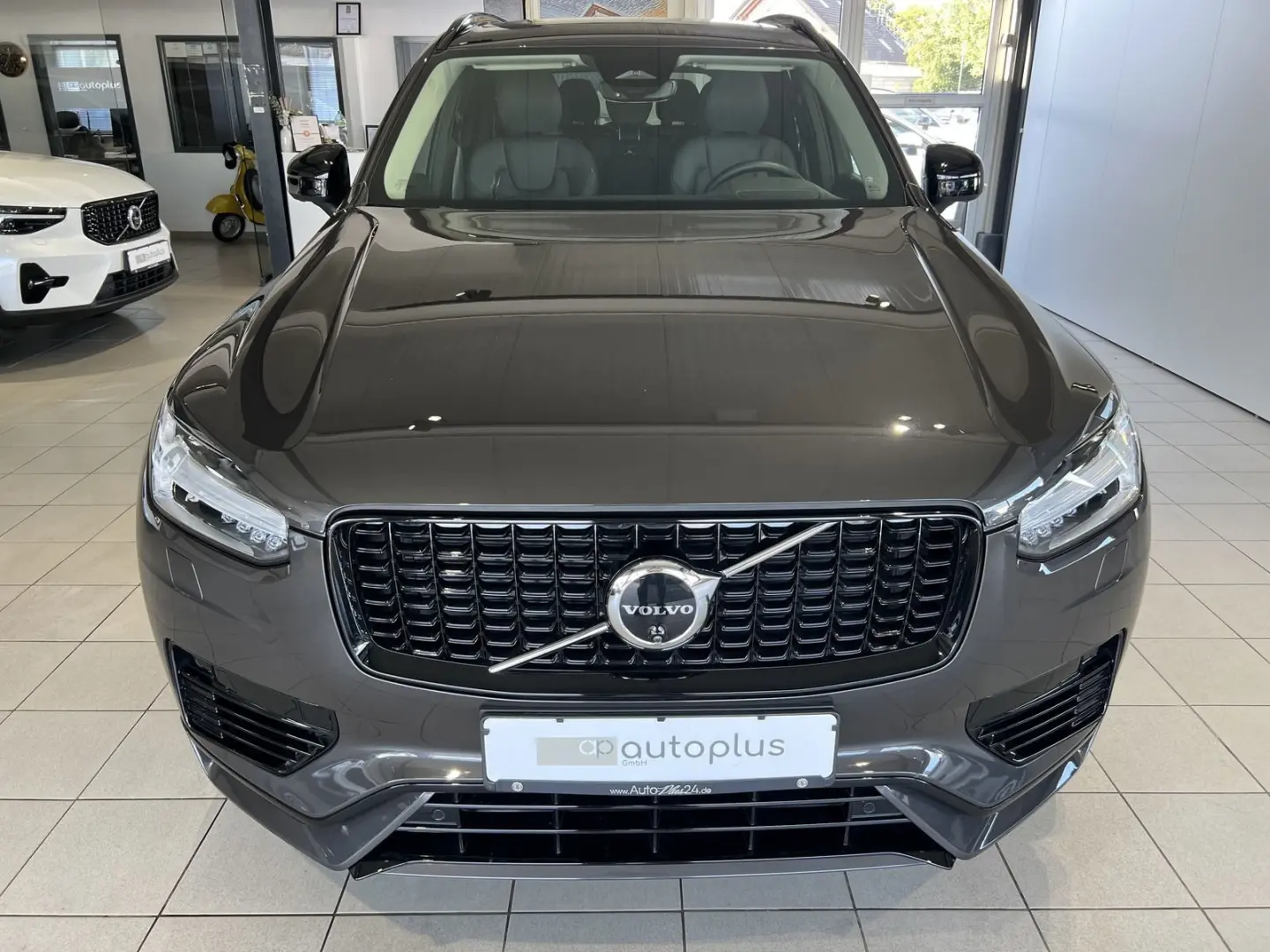XC90 T8 Plus Dark Recharge AWD AHK Pano 360°