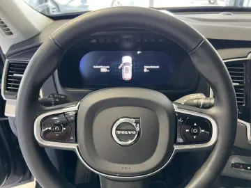 XC90 T8 Plus Dark Recharge AWD AHK Pano 360°