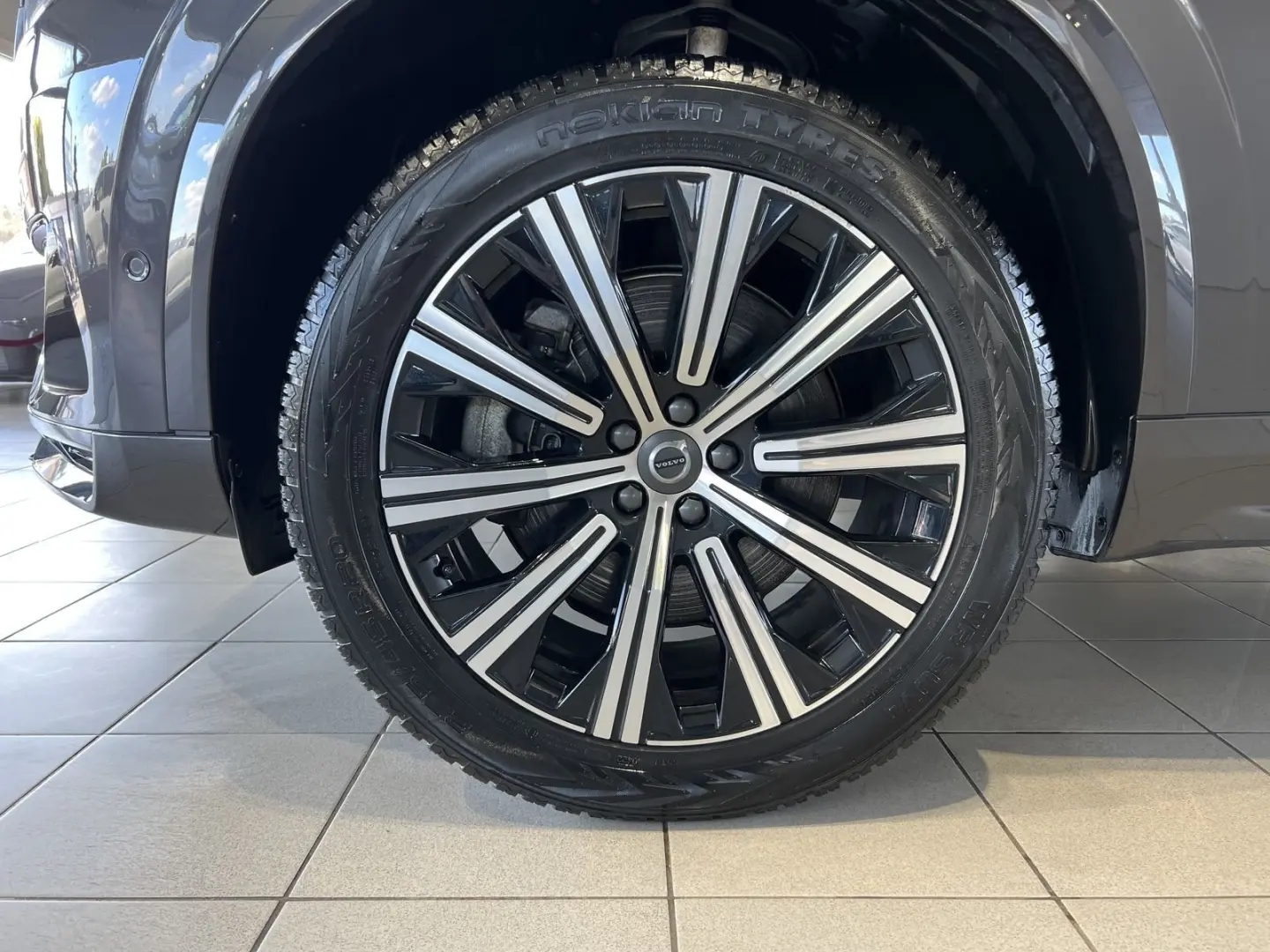 XC90 T8 Plus Dark Recharge AWD AHK Pano 360°