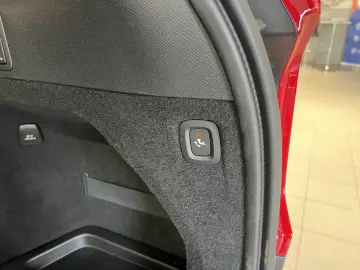 XC90 T8 Core Recharge AWD BLIS AHK H/K WinterPkt
