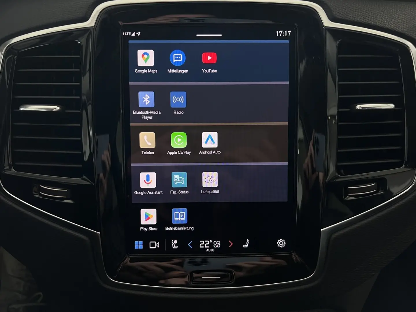 XC90 T8 Core Recharge AWD BLIS AHK H/K WinterPkt