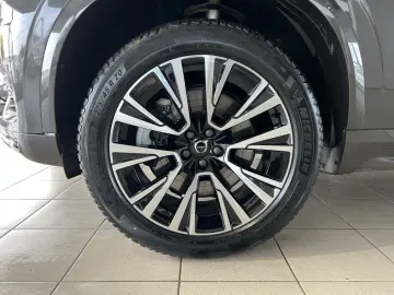 XC90 T8 Core Recharge AWD BLIS AHK H/K WinterPkt