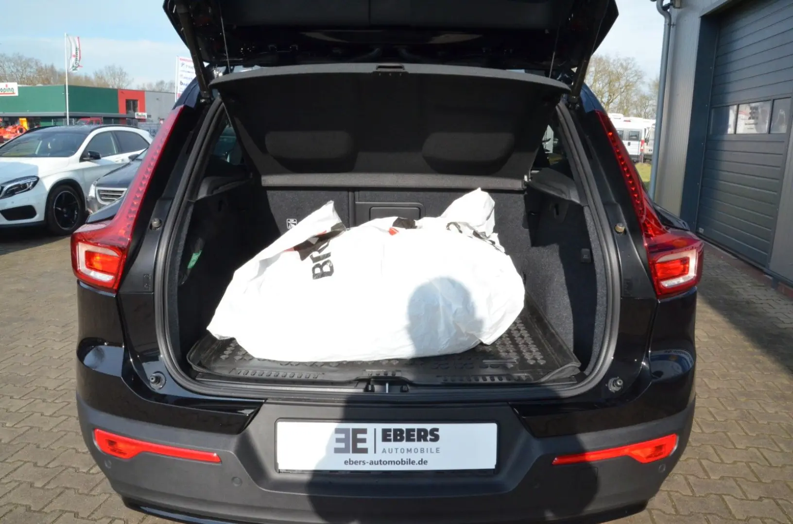 XC40 Plus Dark Black Edition ACC/360°/LED/SOUND