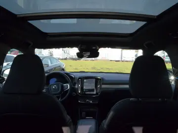 XC40 Plus Dark Black Edition ACC/360°/LED/SOUND