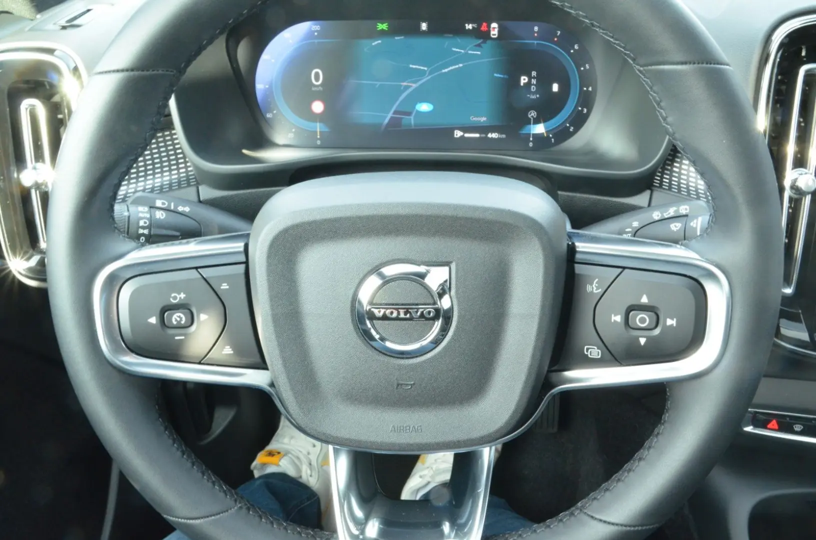 XC40 Plus Dark Black Edition ACC/360°/LED/SOUND
