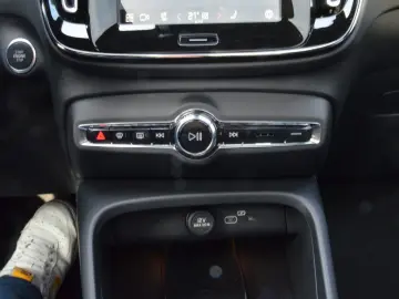 XC40 Plus Dark Black Edition ACC/360°/LED/SOUND