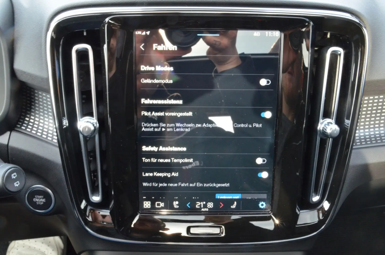 XC40 Plus Dark Black Edition ACC/360°/LED/SOUND