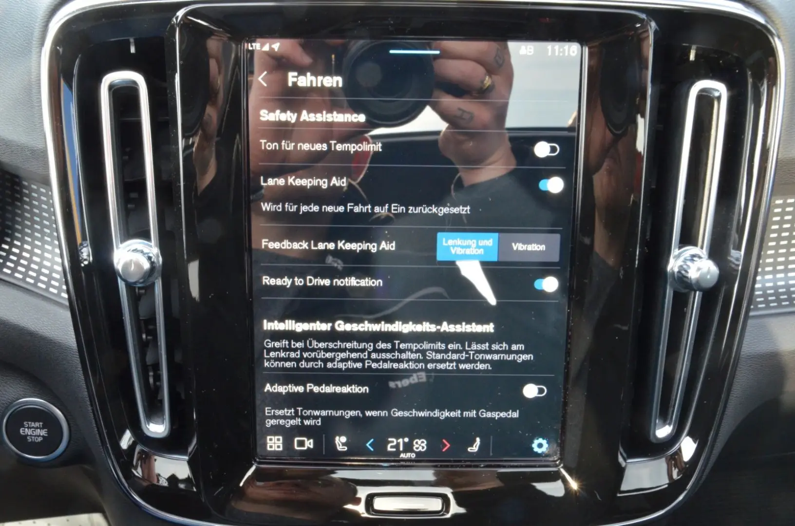 XC40 Plus Dark Black Edition ACC/360°/LED/SOUND