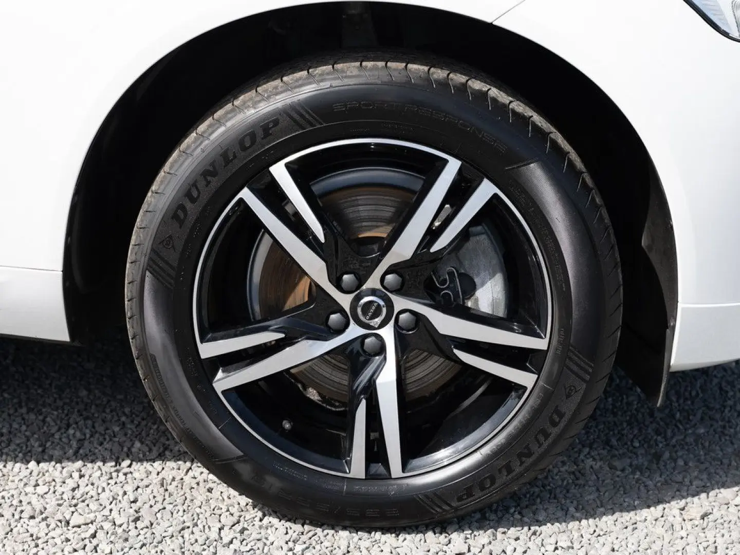 XC60 B4 AWD PDC SHZ KAMERA H/K NAVI LED PANO