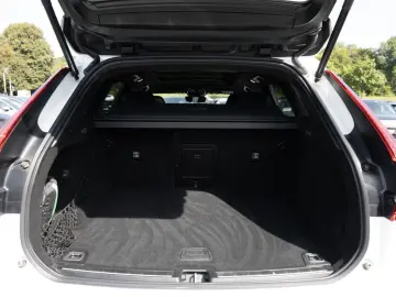 XC60 B4 AWD PDC SHZ KAMERA H/K NAVI LED PANO