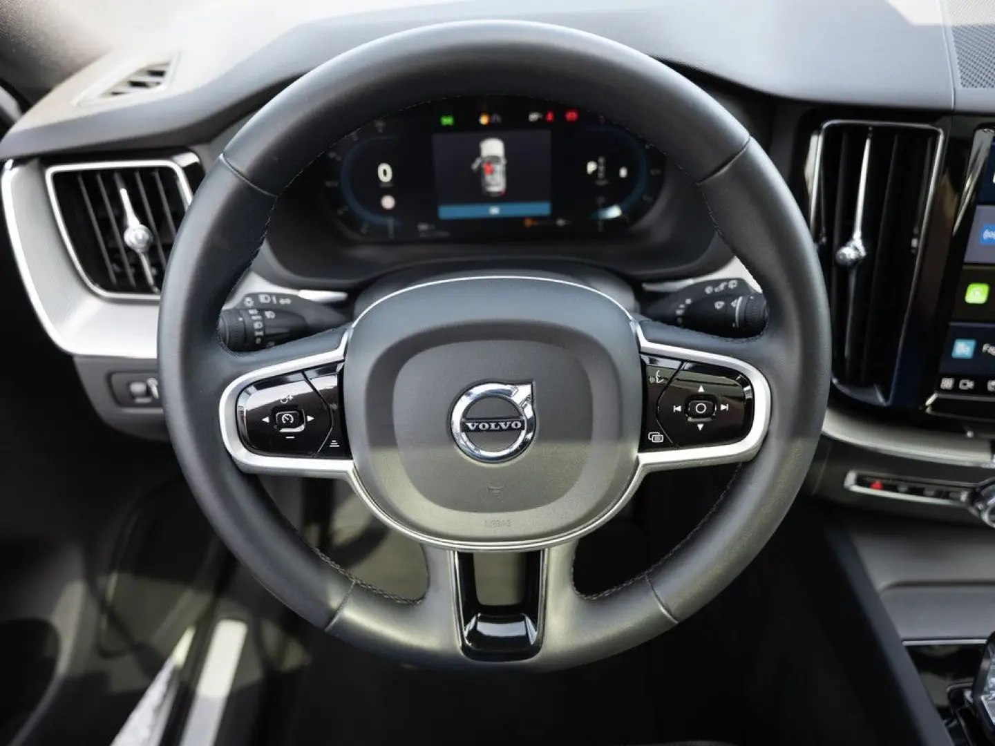XC60 B4 AWD PDC SHZ KAMERA H/K NAVI LED PANO