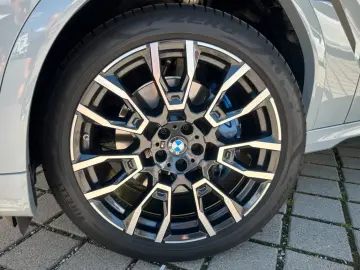 BMW X6 30d xDrive MSport ACC,HUD,PANO,LUFT,HARMAN