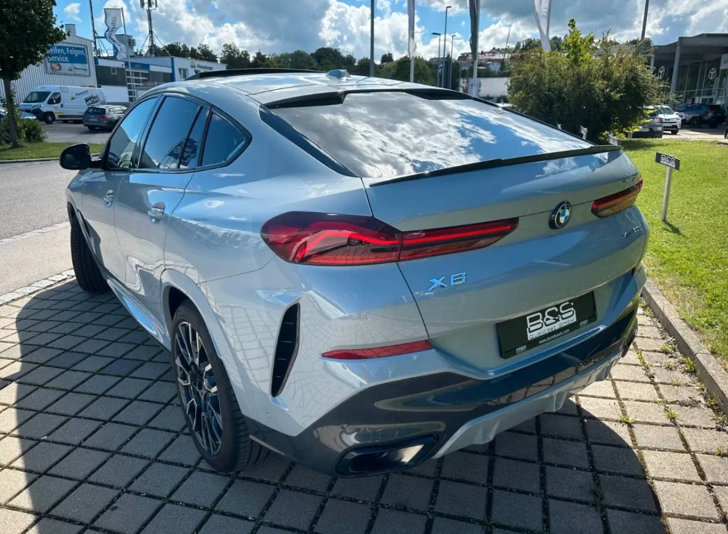 BMW X6 30d xDrive MSport ACC,HUD,PANO,LUFT,HARMAN