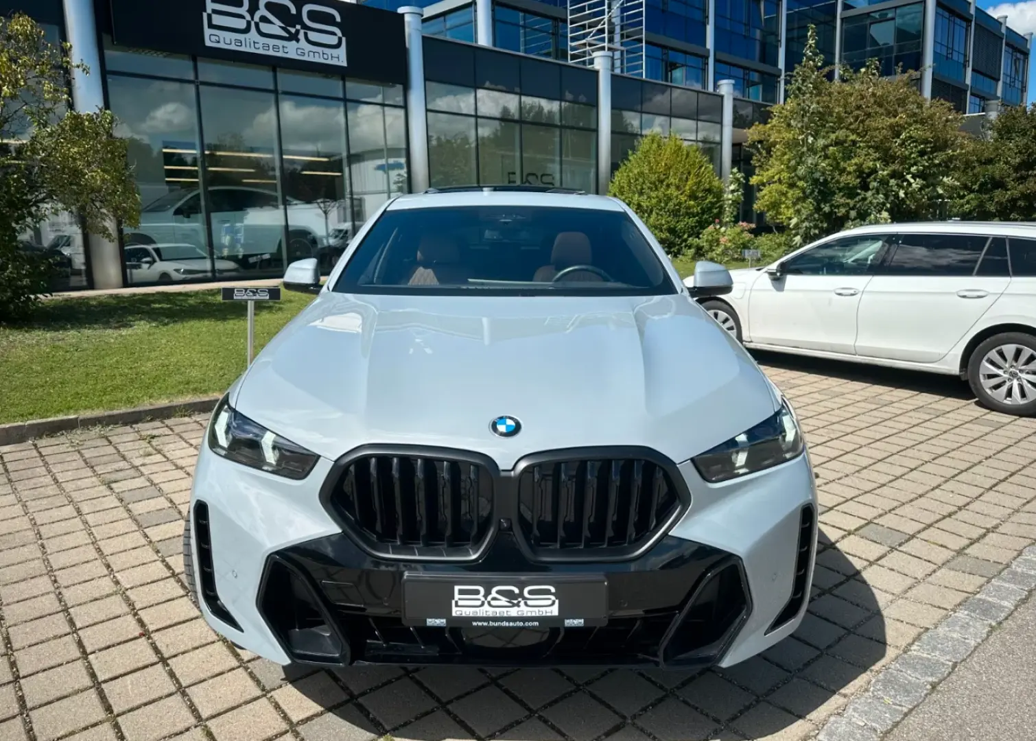 BMW X6 30d xDrive MSport ACC,HUD,PANO,LUFT,HARMAN