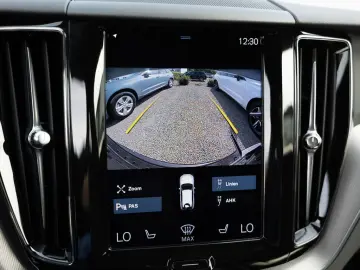 XC60 B4 AWD aus Erstbesitz KAMERA NAVI AHK LED