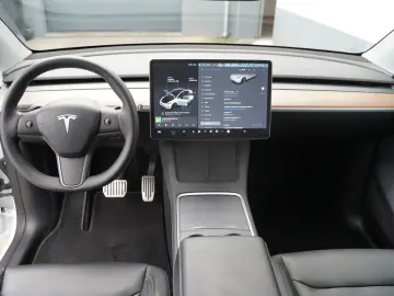 Model Y Long Range AWD *Mwst. ausweisbar*Matrix-