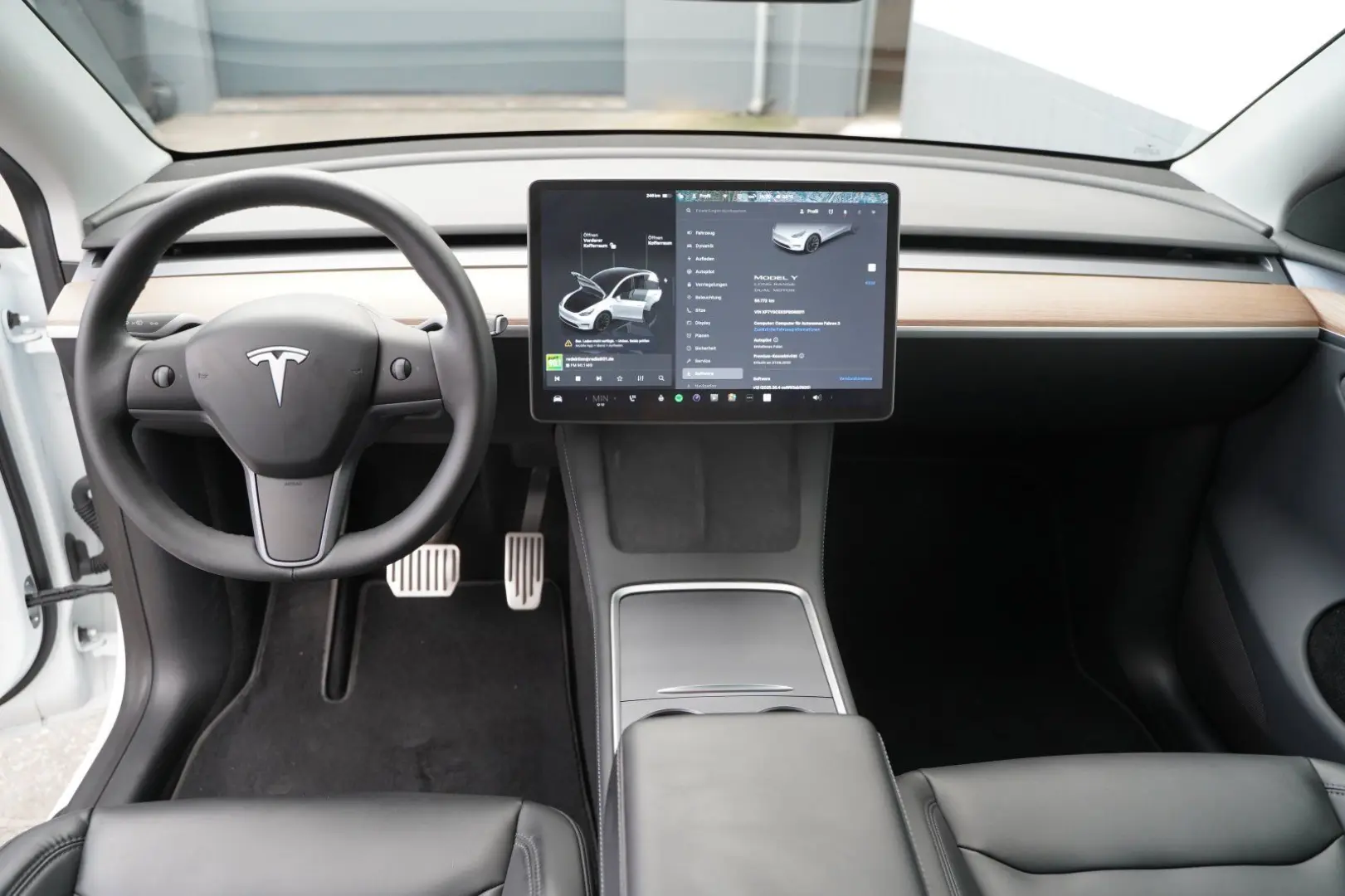 Model Y Long Range AWD *Mwst. ausweisbar*Matrix-