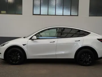 Model Y Long Range AWD *Mwst. ausweisbar*Matrix-