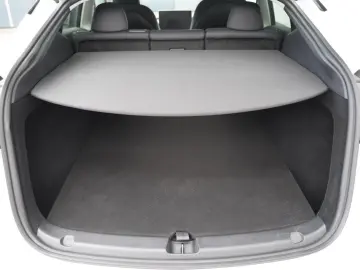 Model Y Long Range AWD *Mwst. ausweisbar*Matrix-