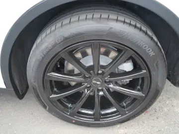 Model Y Long Range AWD *Mwst. ausweisbar*Matrix-