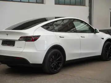 Model Y Long Range AWD *Mwst. ausweisbar*Matrix-