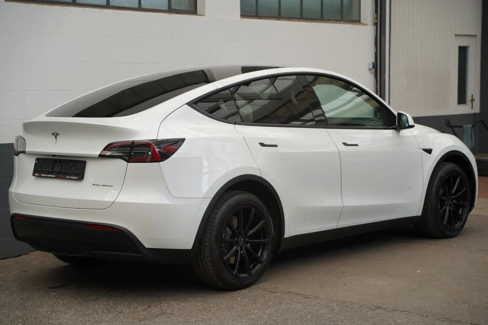 Model Y Long Range AWD *Mwst. ausweisbar*Matrix-