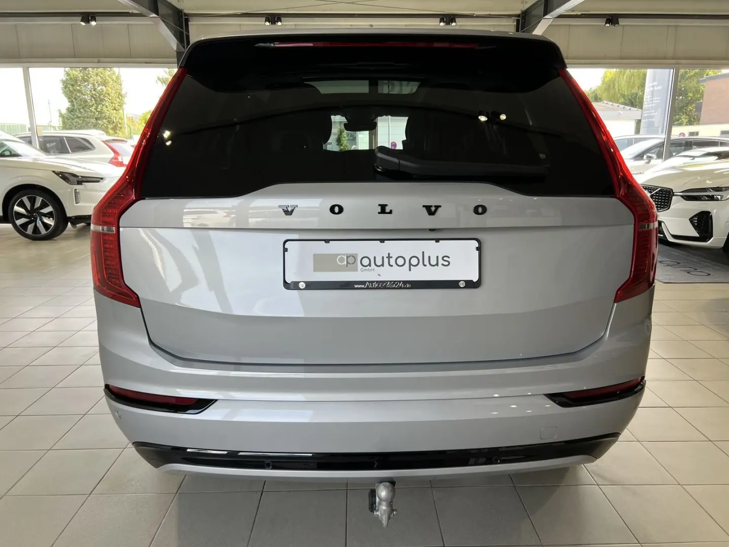 XC90 T8 Ultra Dark Recharge AWD FourC AHK 22Zoll