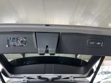 XC90 T8 Ultra Dark Recharge AWD FourC AHK 22Zoll
