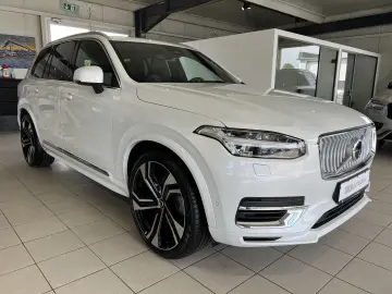 XC90 T8 Plus Bright Recharge AWD FourC AHK B&W