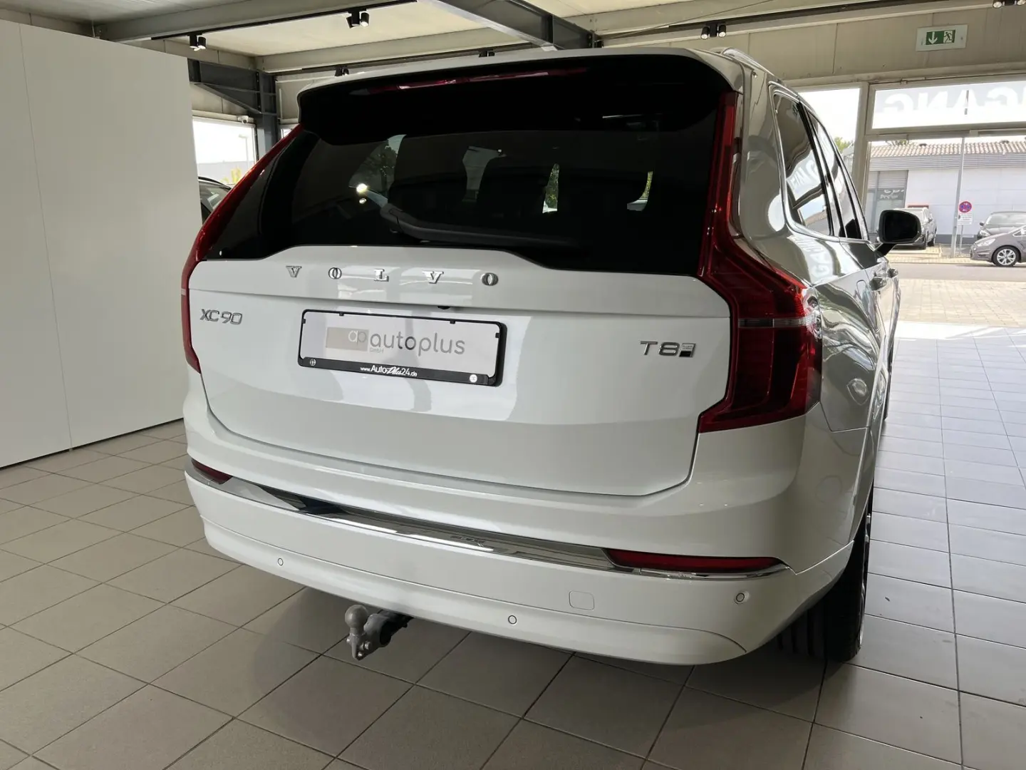 XC90 T8 Plus Bright Recharge AWD FourC AHK B&W
